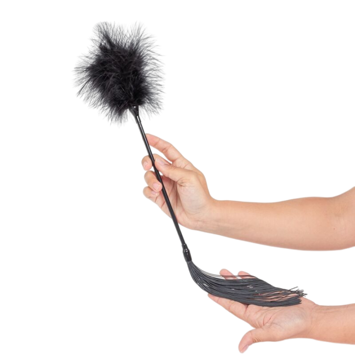 Duster + fouet noir double face 21 cm – Secret Play